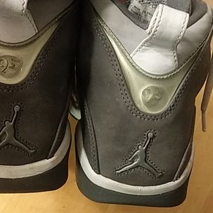 Jordans 9.5 team